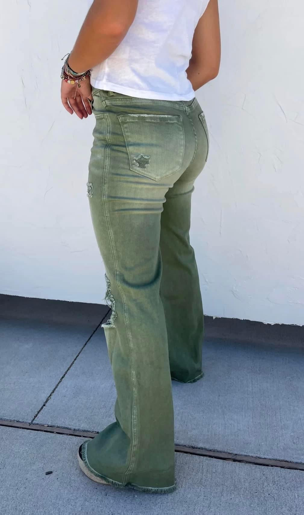 Olive Boyfriend Jeans