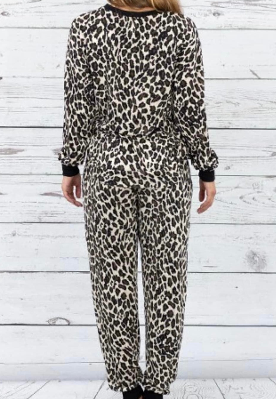 Leopard Lounge set