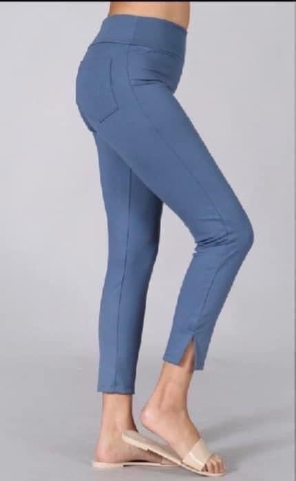 Cropped Capri Pants wIth Slit